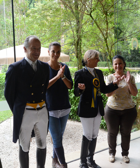 Bruno, Adriana, Fabiana e Rosangele: comissão de adestramento do CHSA 