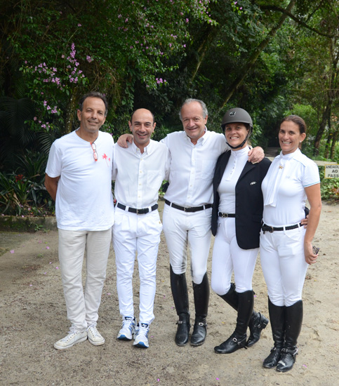 William Almeida, Mario Gomes, Bruno Certaines, Erica Lorenzo e Luciana Ferrara
