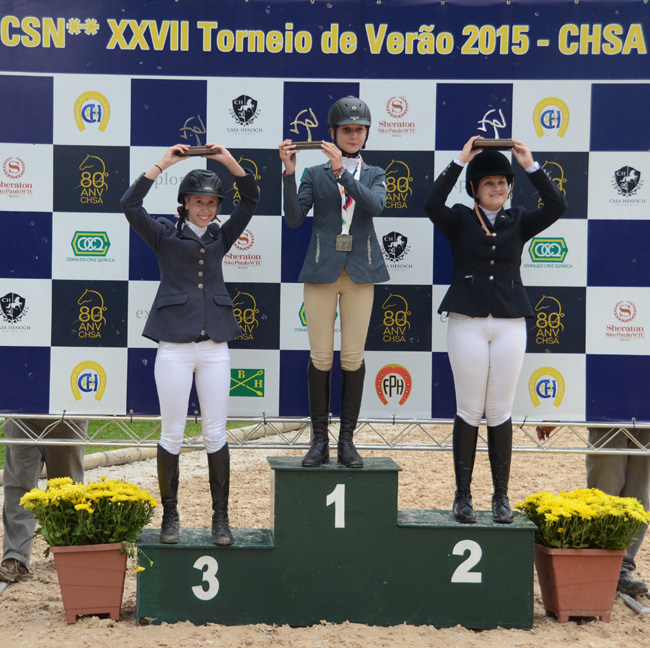 Trio de amazonas dominou a categoria Jovem Cavaleiro A