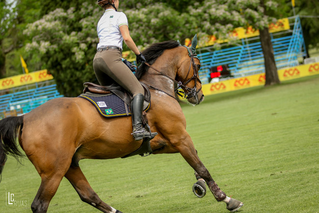 Flash espetacular da nossa representante Isabela Piovesan Dall Oglio com GTI 3