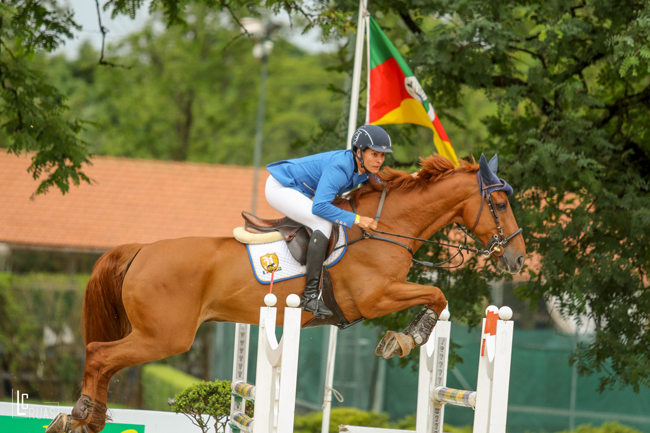 A top Andrea com Gucci van´t Meulenhof