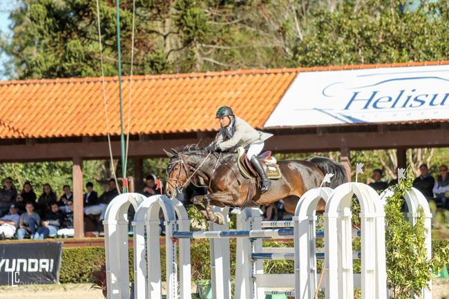 Cesinha com Baloojana Império Egípico: conjunto campeão da Copa Ouro