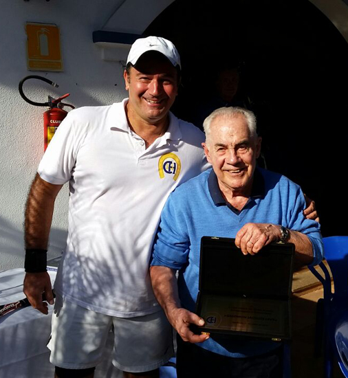 Rubens Giannella, o Balão, com o querido patriarca e jogador de tênis Salomão Levy, que recebeu uma pequena homenagem