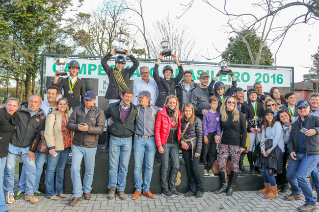 Só alegria no pódio Brasileiro Pré-junior