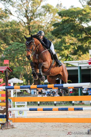 Alexia e Gordon: juventude na psita; img: João Markun