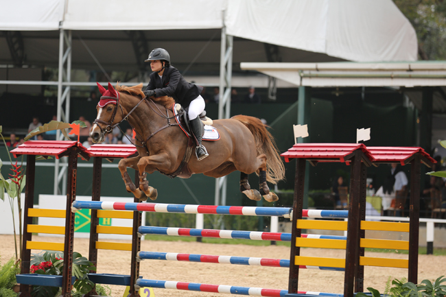 Vitoria Mendonça e Premix Zafira Utopia; img: João Markun