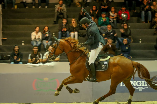 Mais uma vitória para a dupla José Roberto e Azrael