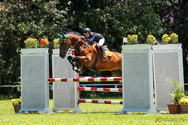 O jovem talento santamarense Eduardo Barbara, campeão do ranking brasileiro mini mirim 2016 e que estreou com louvor na categoria Pré-mirim, em ação no CHSA