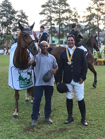 Zé Roberto, Dinho e o craque Azrael W: trio infalível