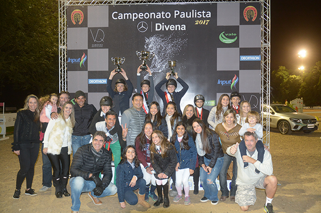 Mega confraternização no pódio do Paulista Pré-mirim 2017